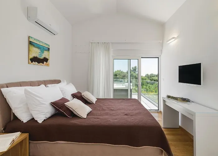 In With Jacuzzi Krnica