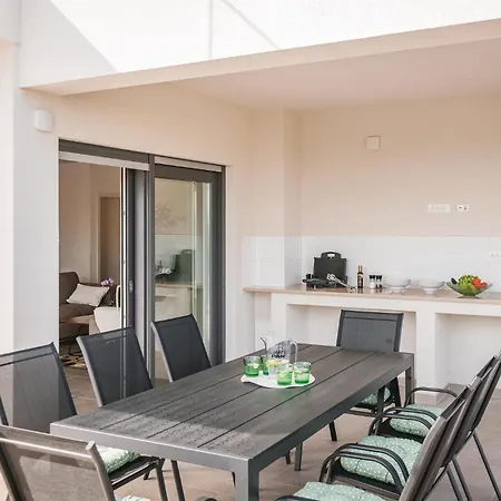 Nyaraló Beautiful In *
