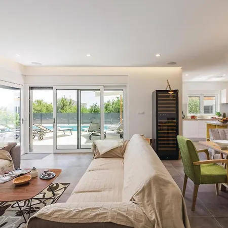 Holiday home In With Jacuzzi